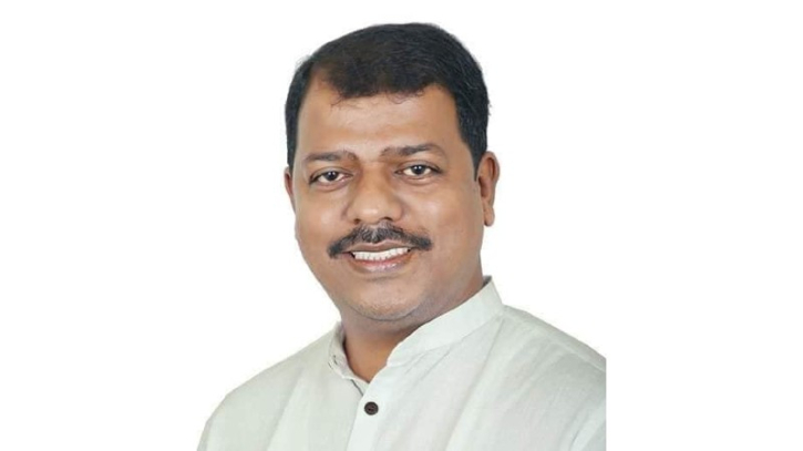 লক্ষ্মীপুর-৪ আসনে নৌকার মনোয়ন ফরম জমা দিলেন অনু লক্ষ্মীপুর-৪ আসনে নৌকার মনোয়ন ফরম জমা দিলেন অনু