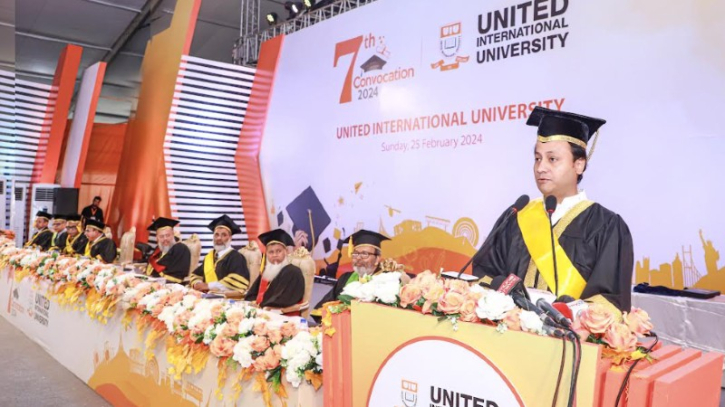 ইউনাইটেড ইন্টারন্যাশনাল ইউনিভার্সিটির ৭ম সমাবর্তন অনুষ্ঠিত ইউনাইটেড ইন্টারন্যাশনাল ইউনিভার্সিটির ৭ম সমাবর্তন অনুষ্ঠিত