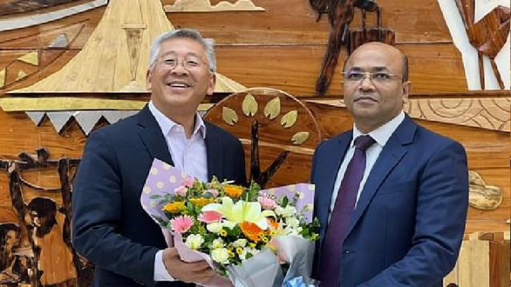 Donald Lu arrives in Dhaka Donald Lu arrives in Dhaka