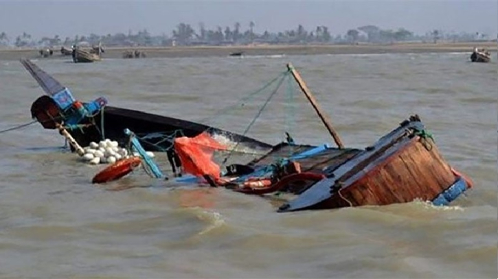নাইজেরিয়ায় নদীতে নৌকাডুবি নাইজেরিয়ায় নদীতে নৌকাডুবি