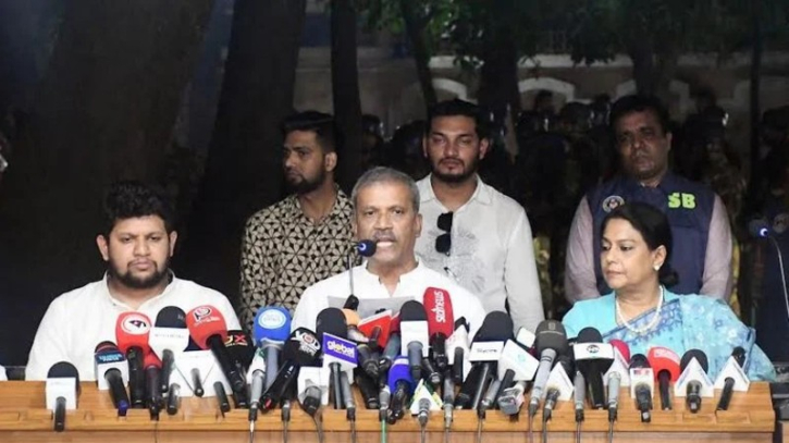 বিচার শেষ না হওয়া পর্যন্ত আওয়ামী লীগের কার্যক্রম নিষিদ্ধ