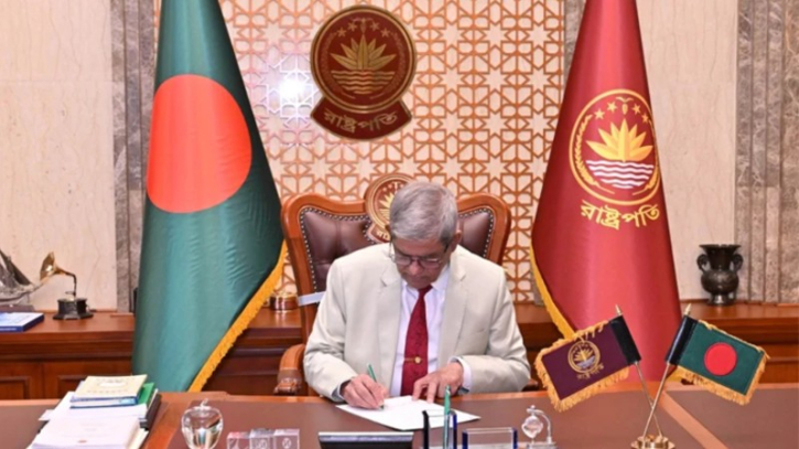 বঙ্গভবনে নবনির্বাচিত রাষ্ট্রপতির কার্যক্রম শুরু